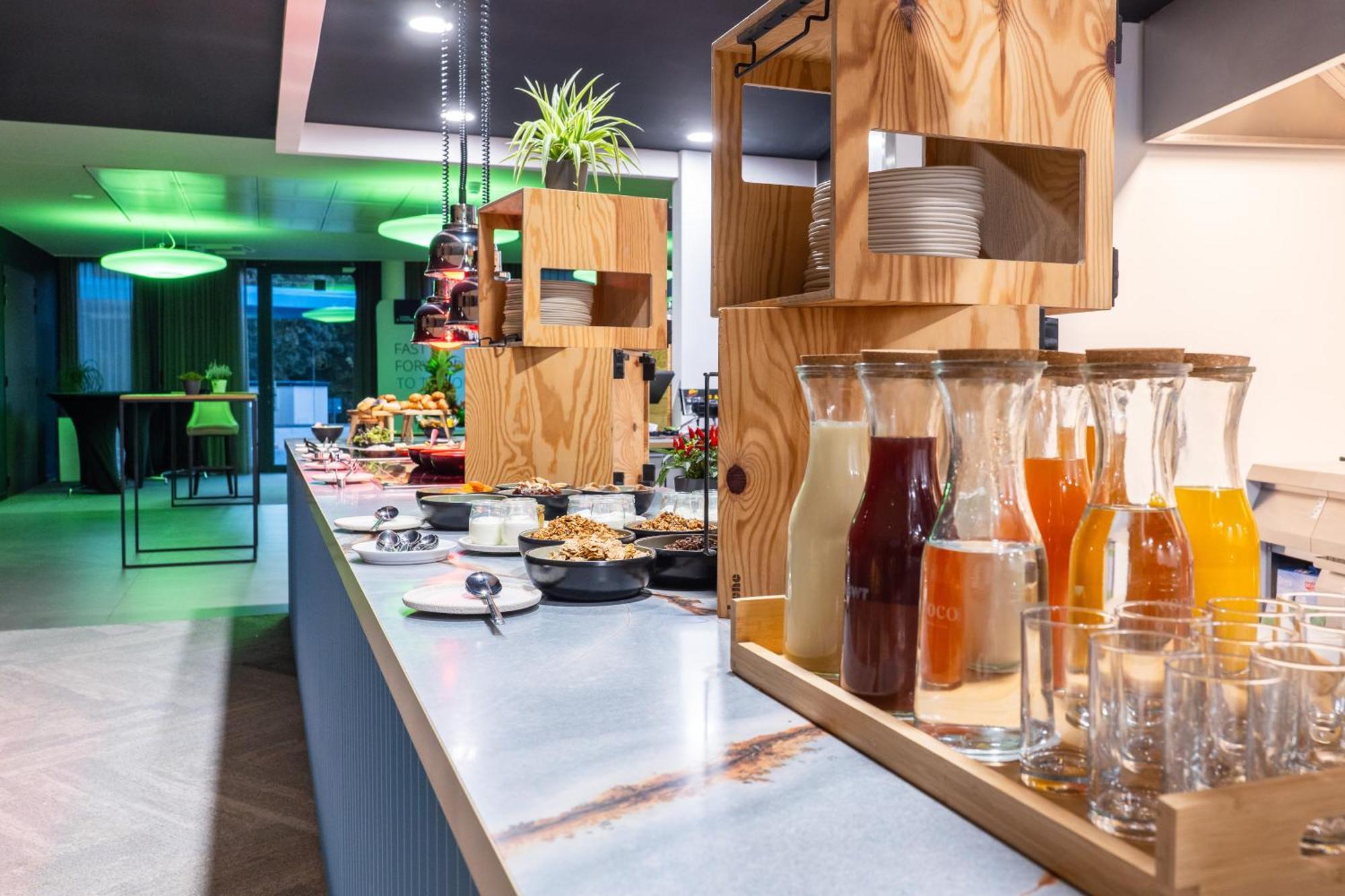 Voco Brussels City North By Ihg Vilvoorde Bagian luar foto