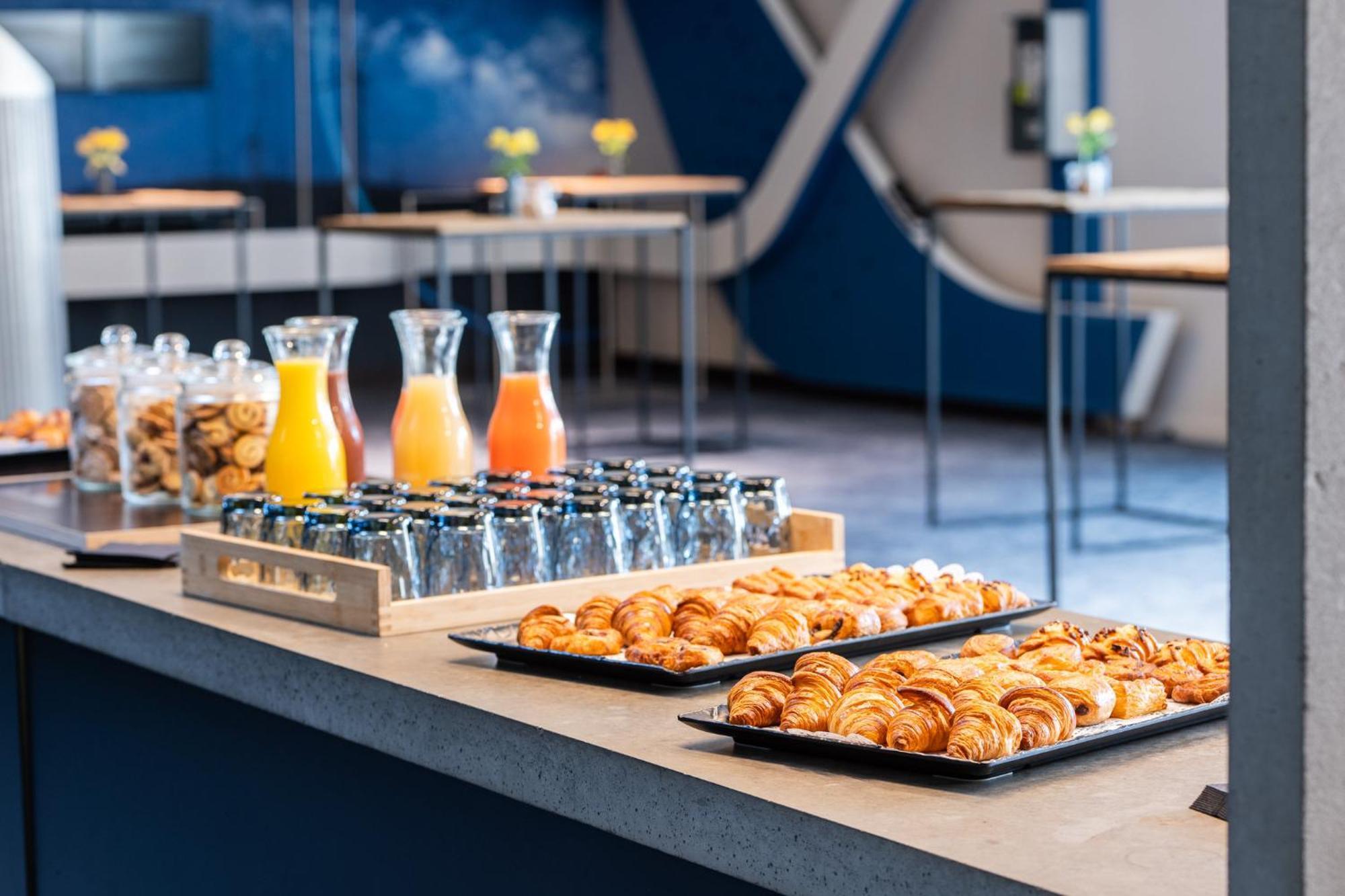 Voco Brussels City North By Ihg Vilvoorde Bagian luar foto